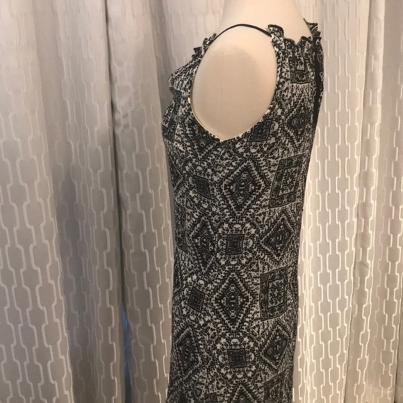 Halter mini dress - Picture 4 of 10